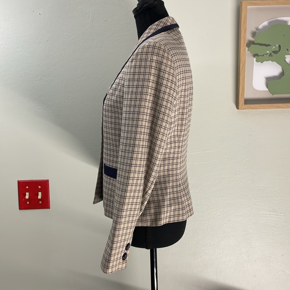 Executive Collection Plaid Jacket 6p - image 4